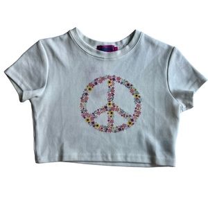 Cropped White Top With Peace Sign